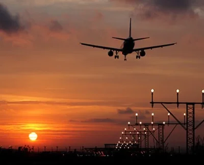 piximg-airport-take-off.jpg